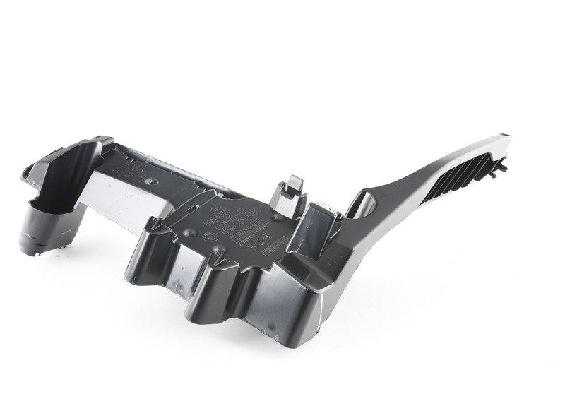 Крепление бампера выступ Л Зд