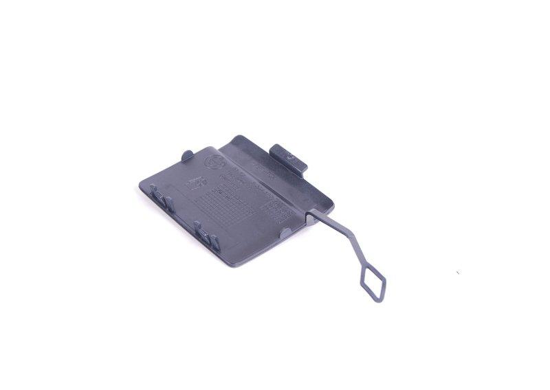 Крышка буксирной проушины загрунтов.