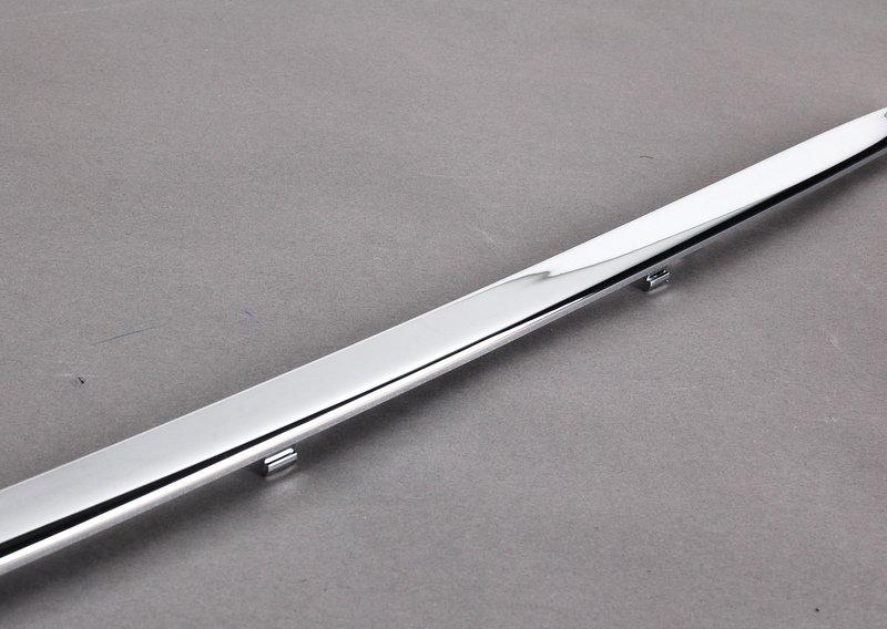 Накладка правая