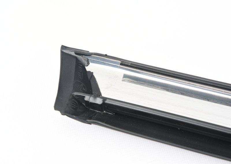 Защитная планка двери Л Зд