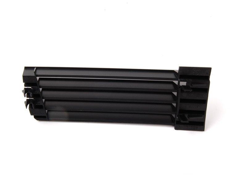 Декоративная решетка возд.впуск.сопла Л