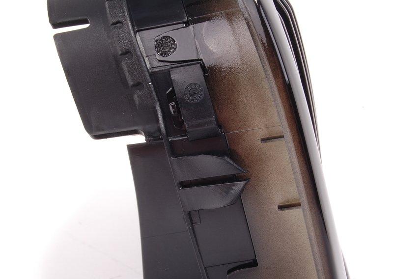 Декор.решетка зерк.блеск черн.лев.перед.