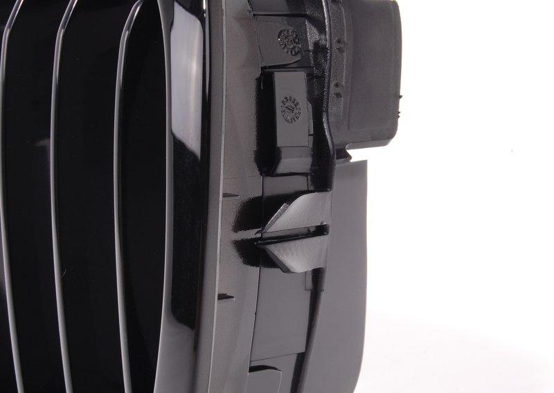 Декор.решетка зерк.блеск чрн.прав.перед.