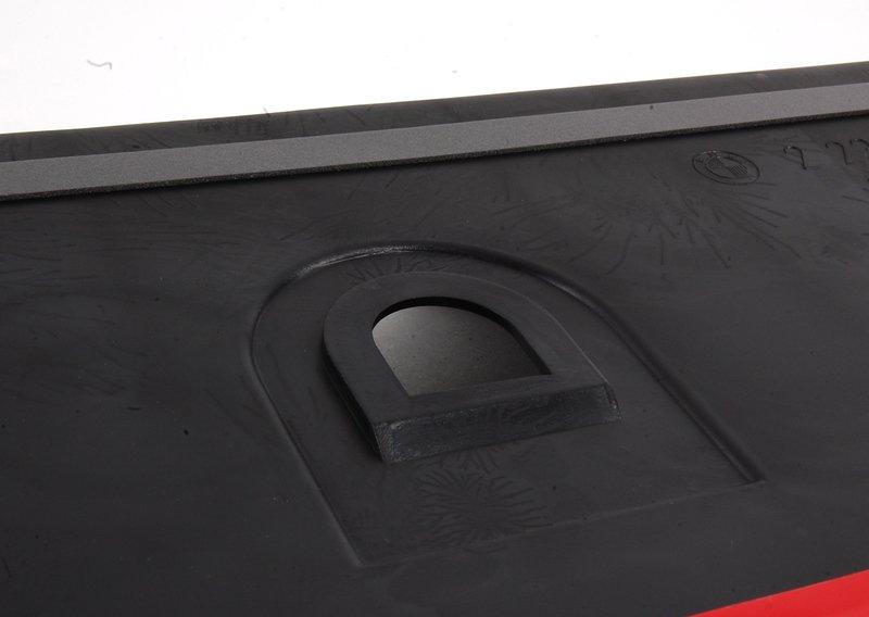 Накладка багажной двери