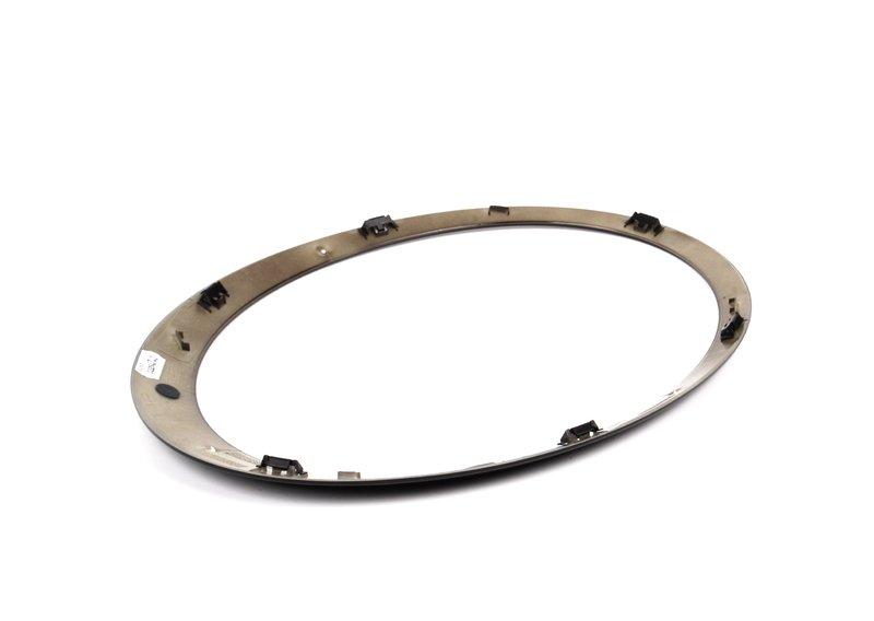 Декоративная розетка фары П