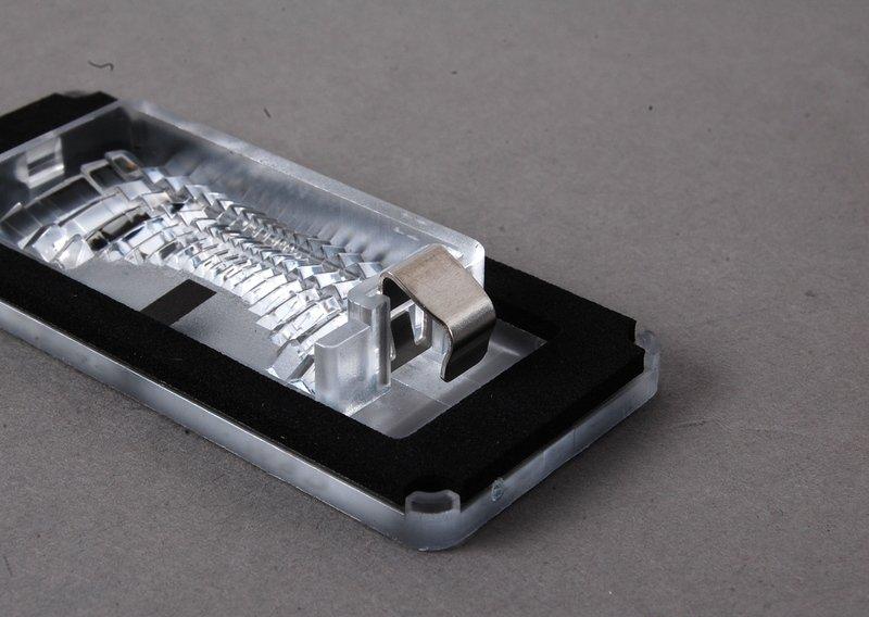 Streuscheibe Kennzeichenleuchte