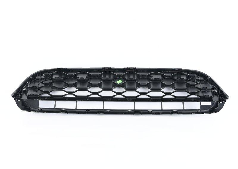 Декоративная решетка капота