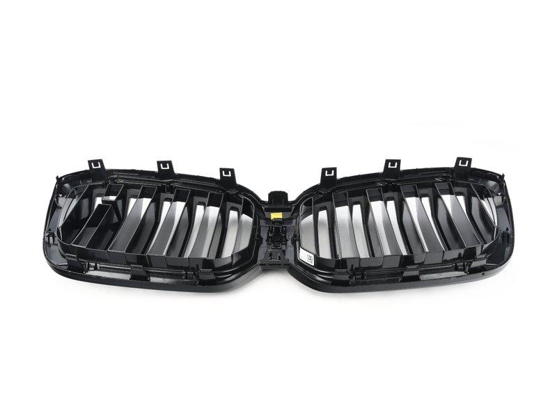 Декоративная решетка радиатора Пд черная