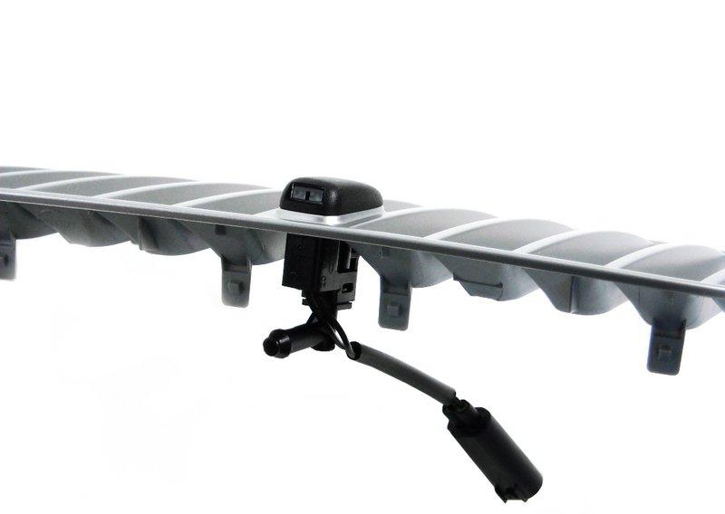 Декоративная решетка возд.впуск.сопла Л