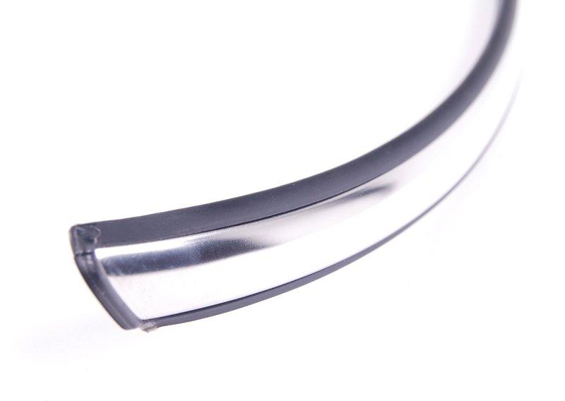 Накладка на капот