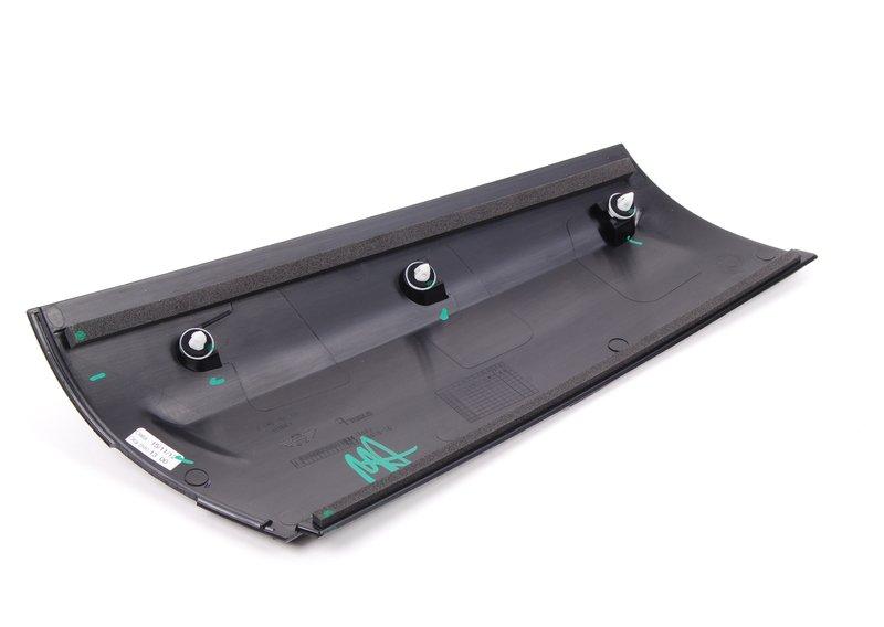 Накладка задней стойки Л