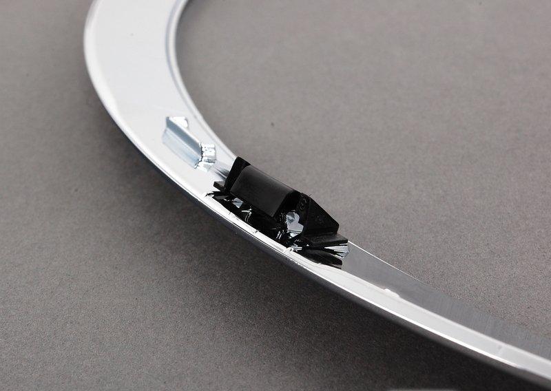 Декоративная розетка фары Л