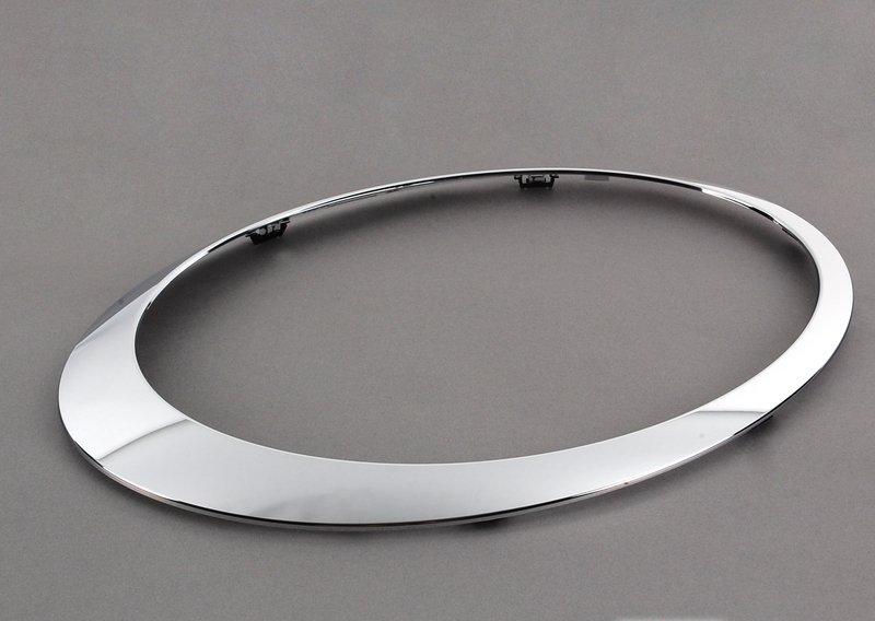 Декоративная розетка фары П