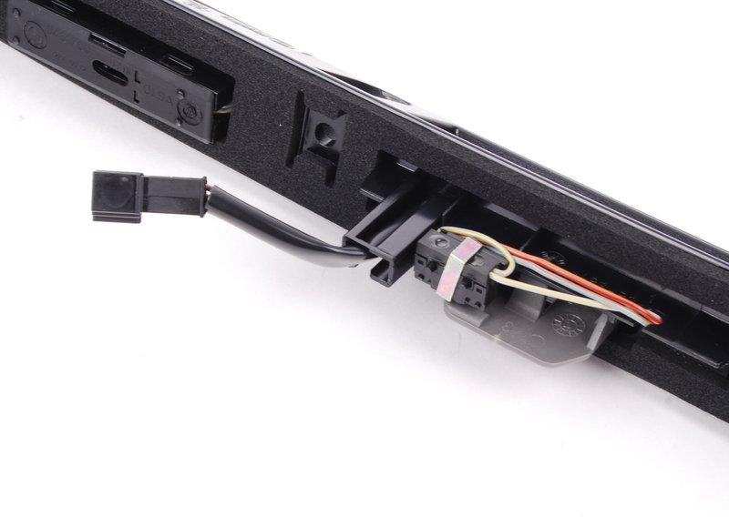 Ручка багажной двери с кнопкой