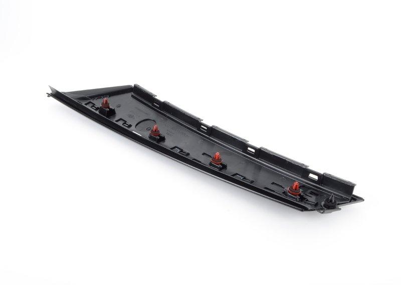 Накладка передней стойки Л