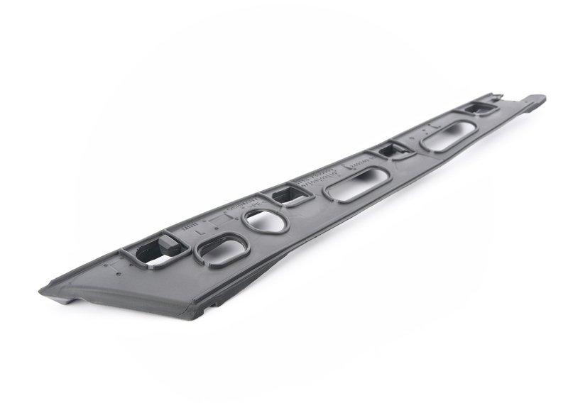 Уплотнитель передней стойки Л