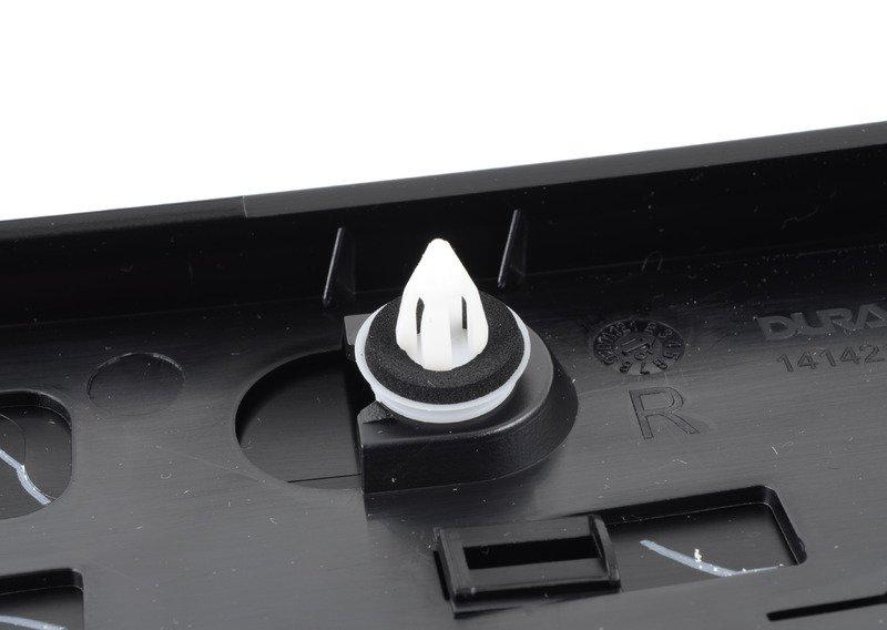 Накладка задней стойки П