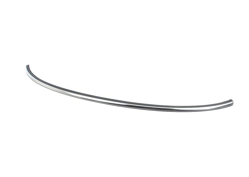 Декоративная планка крышки багажника