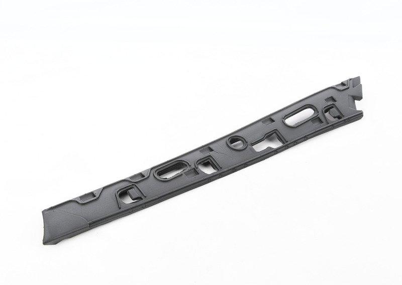 Уплотнитель передней стойки П