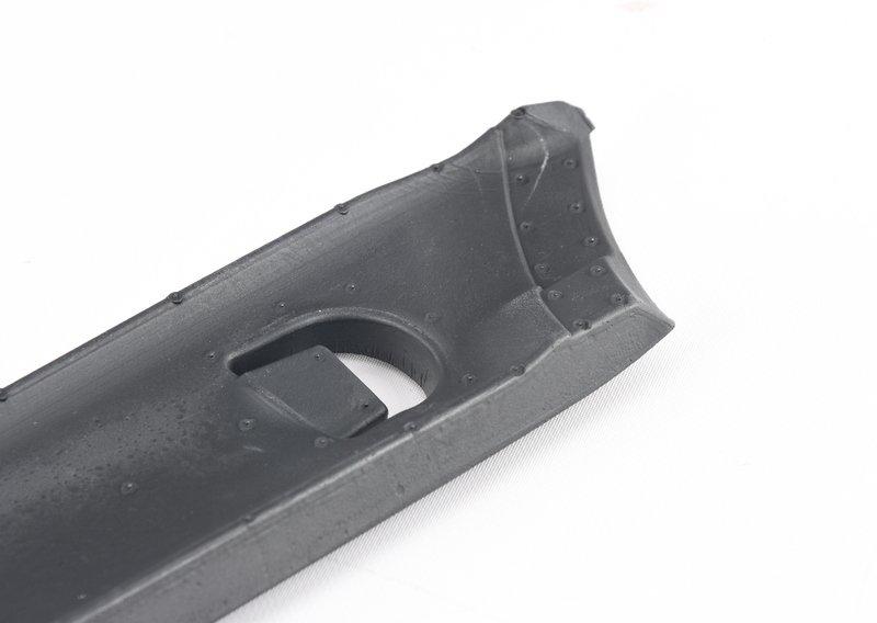 Уплотнитель передней стойки Л