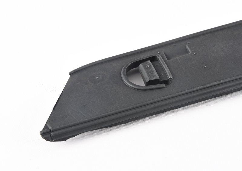 Уплотнитель передней стойки П