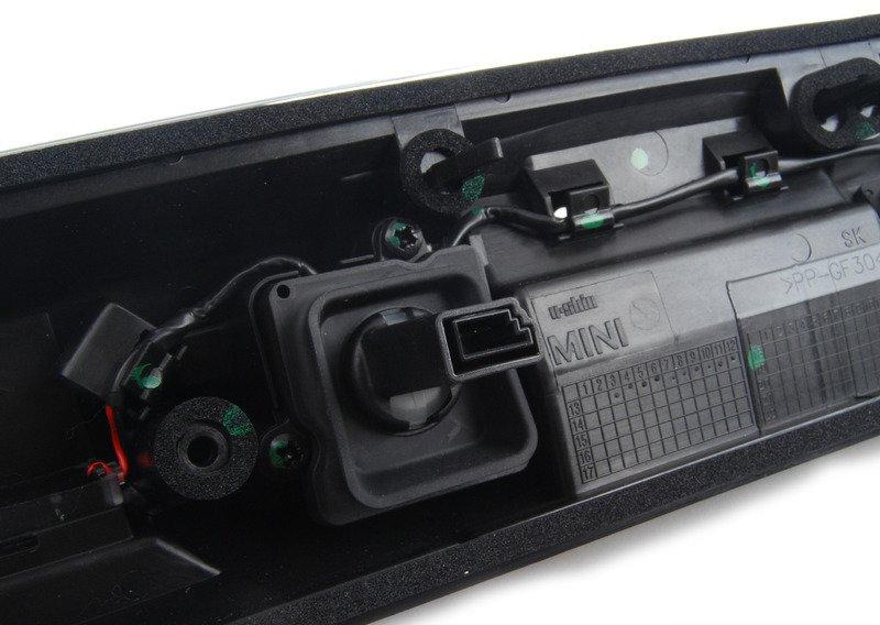 Ручка багажной двери с кнопкой