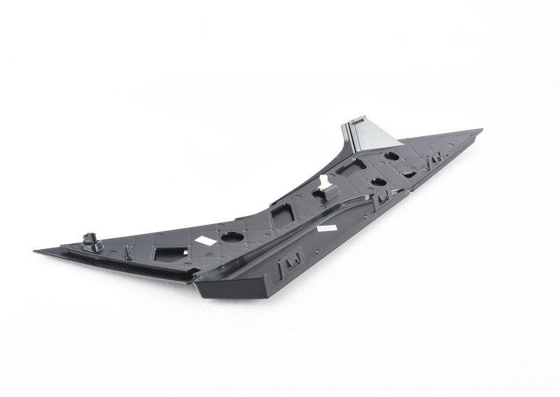 Накладка передней стойки Л