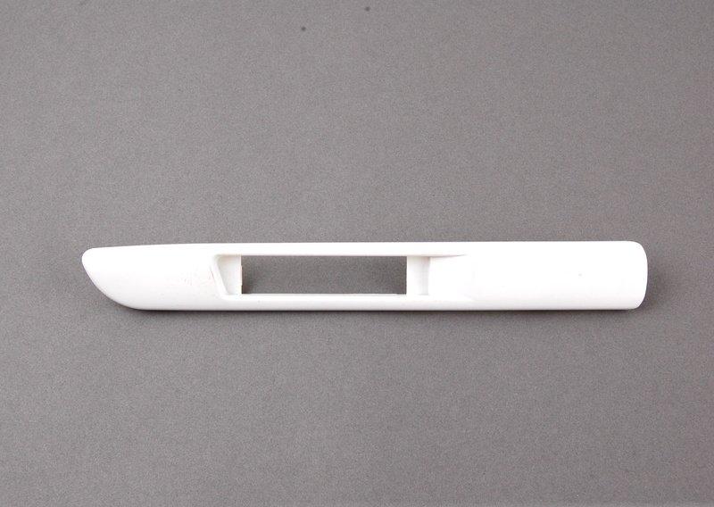 Защитная планка крыла загрунтован. Л Пд