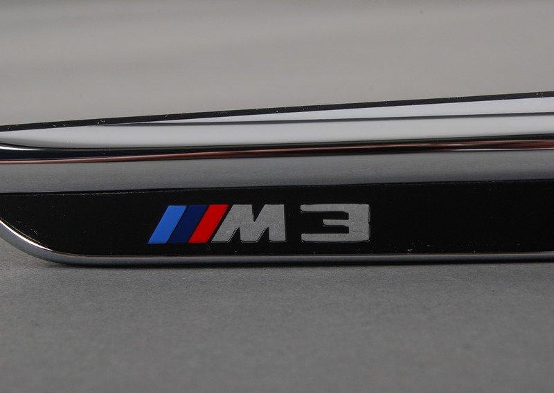 F80 /F80N Декоративная планка П M3