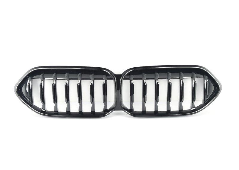 F44 черные ноздри