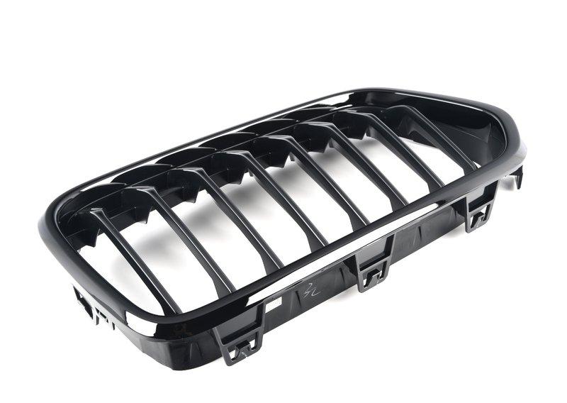 F39 решетка черная левая