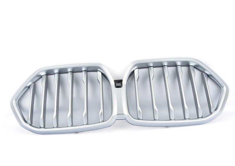 G06 Передняя декоративная решетка