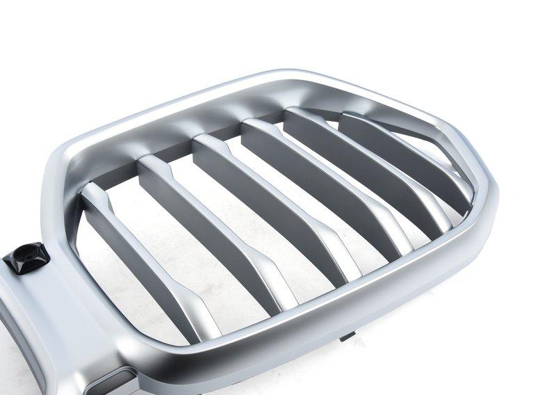 G06 Передняя декоративная решетка