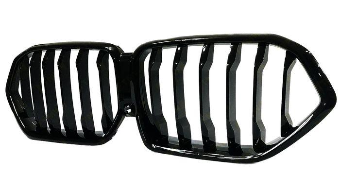 Передняя декоративная решетка G06