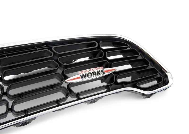 Передняя декоративная решетка