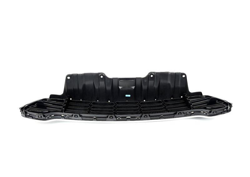 Передняя декоративная решетка