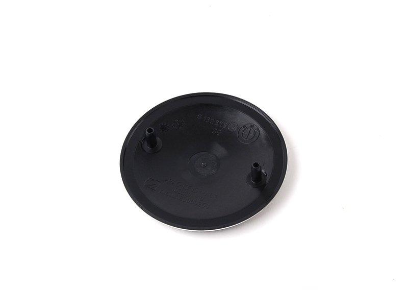 эмблема на капот