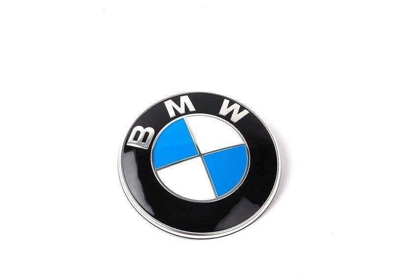 эмблема на капот