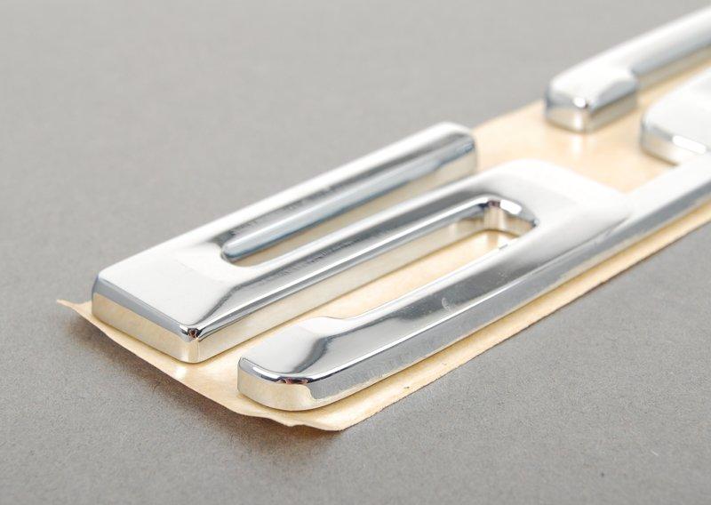 Эмблема наклеиваемая