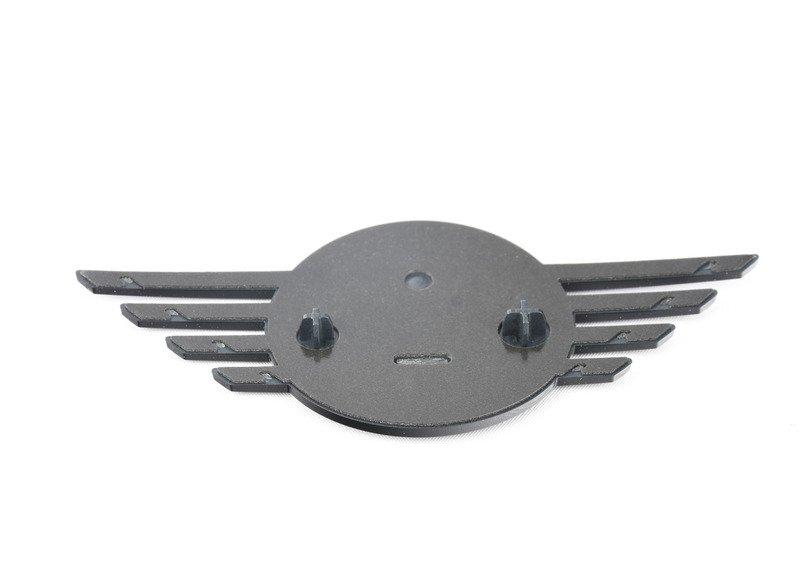 Эмблема П. F60