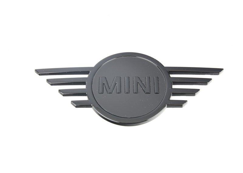 Эмблема П. F60