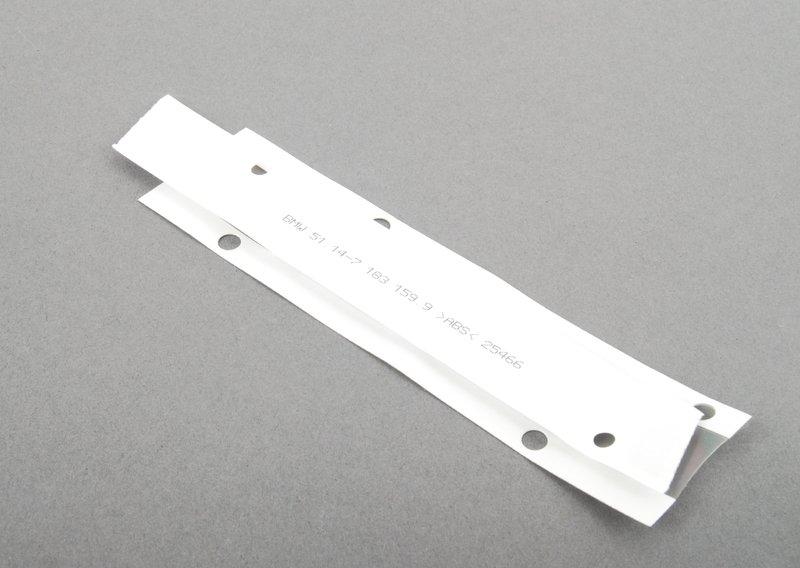 Эмблема наклеиваемая Зд