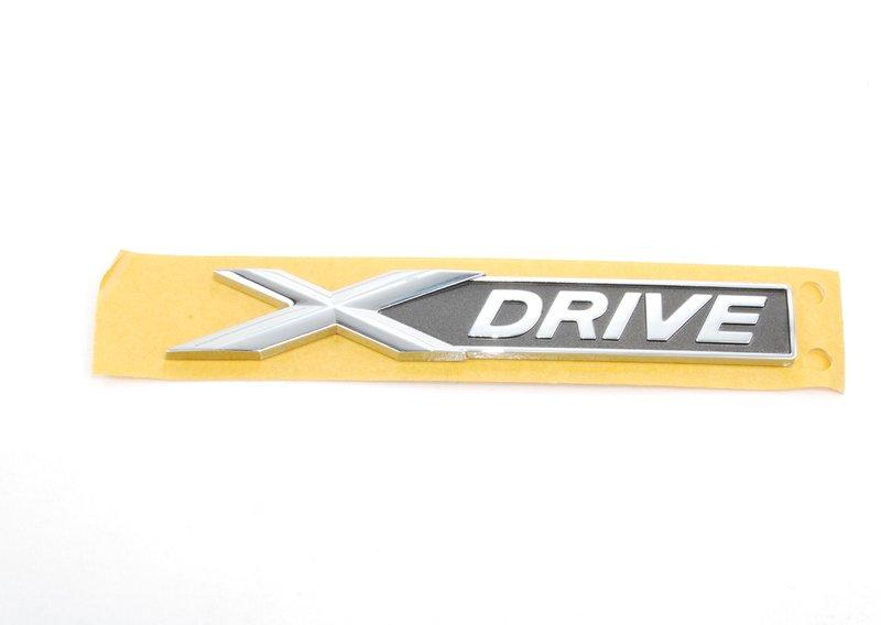 F-seria Шильдик X-DRIVE