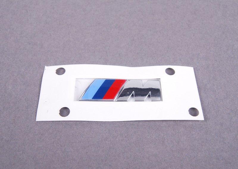 эмблема м на крыло F30F15