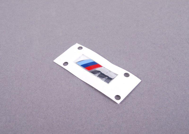 эмблема м на крыло F30F15