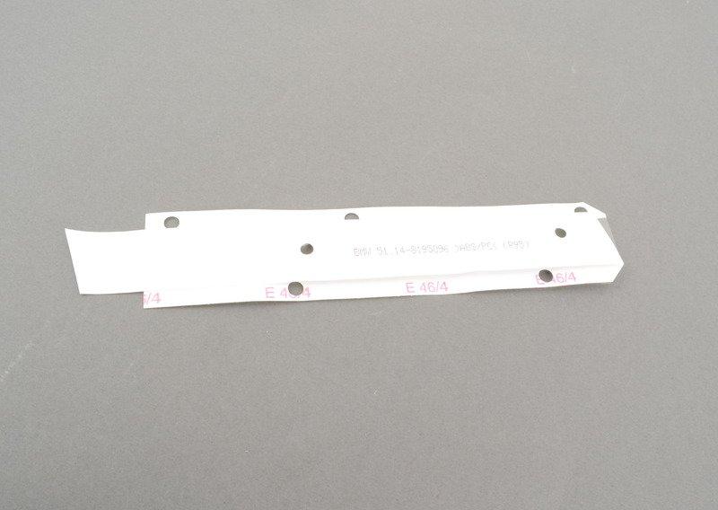 Эмблема наклеиваемая Зд