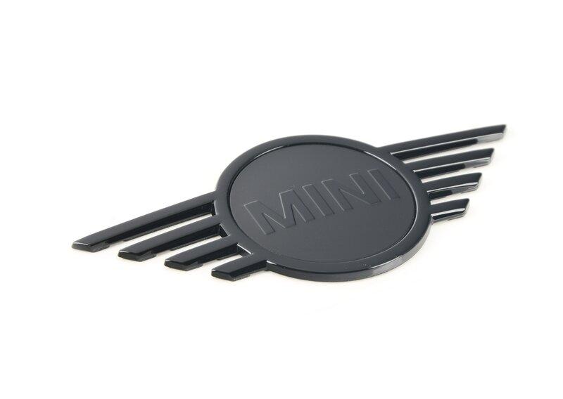 Эмблема MINI сзади