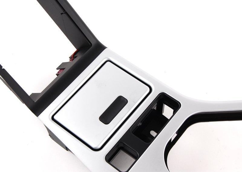 Вставка центральной консоли Ср