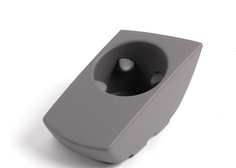 Подстаканник в центр.консоли