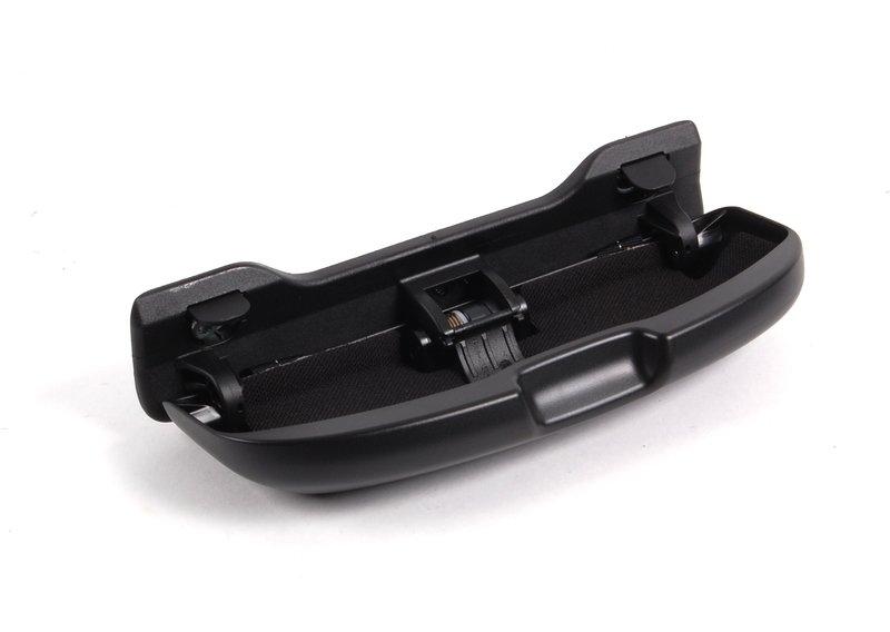 Очечник черный